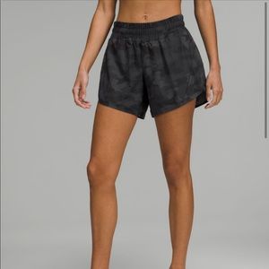 Lululemon Track That Mid-Rise Lined Short 5”